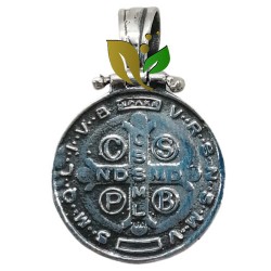 SAN BENITO COLGANTE DE PLATA